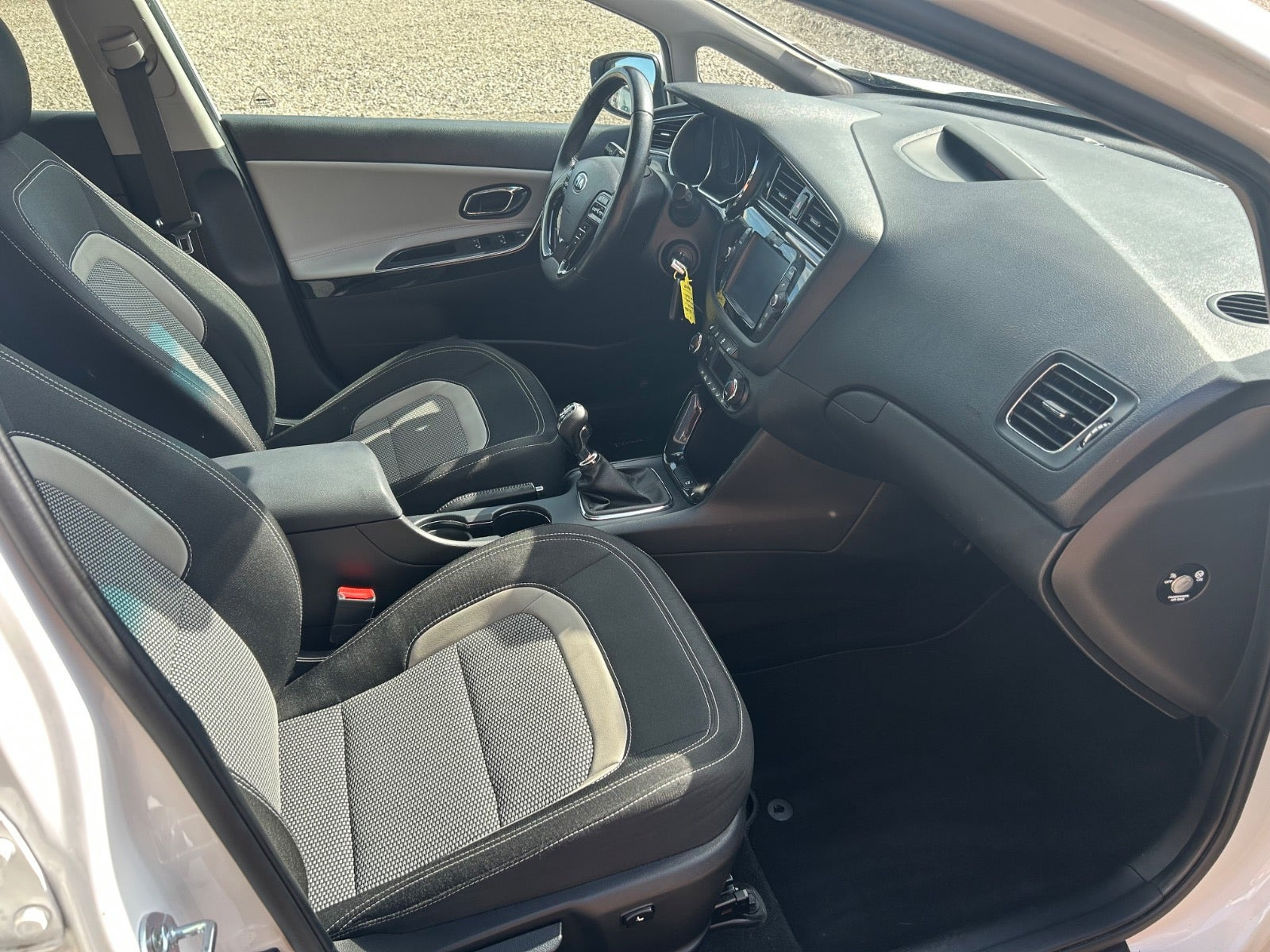 Hvid Kia Ceed fra 2017