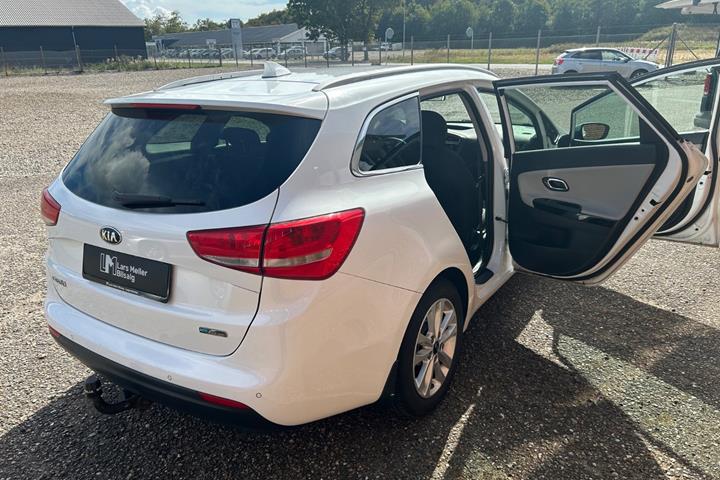 Hvid Kia Ceed fra 2017