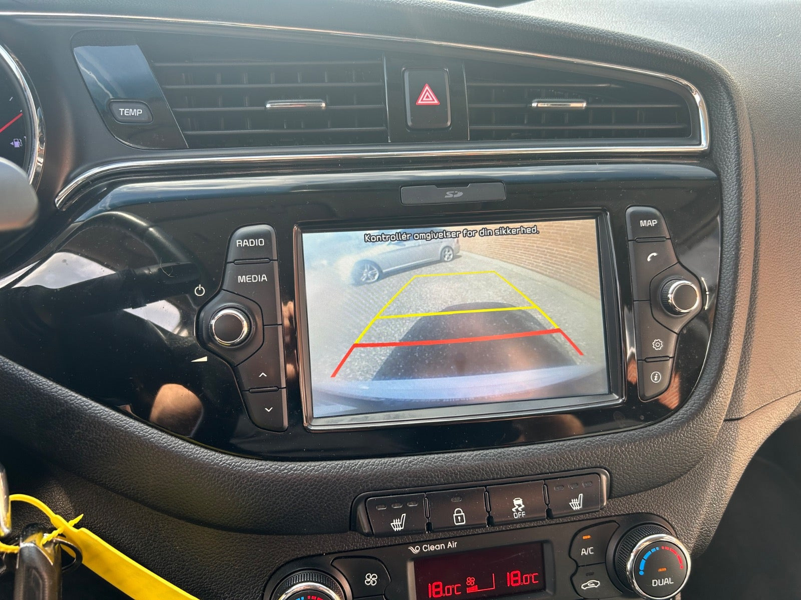 Hvid Kia Ceed fra 2017