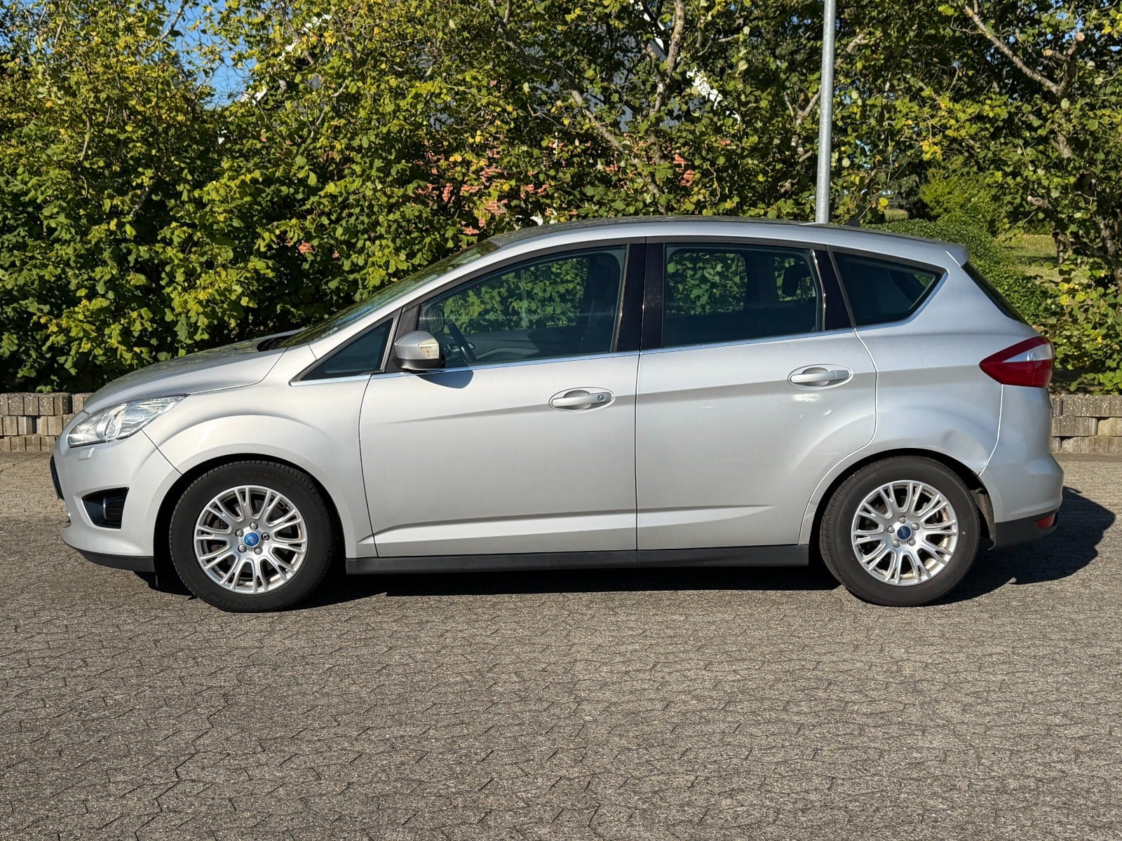 Sølv Ford C-MAX fra 2011
