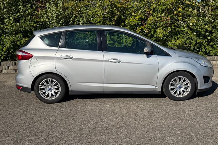 Sølv Ford C-MAX fra 2011