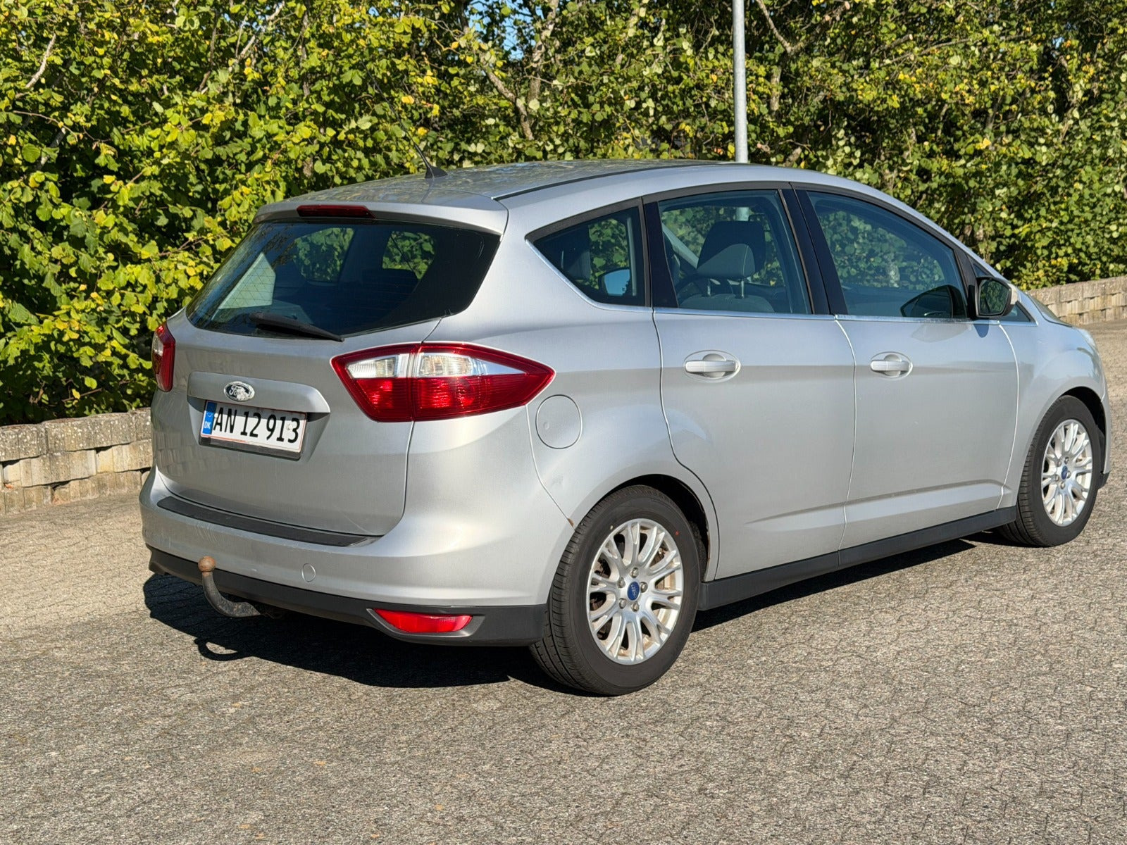 Sølv Ford C-MAX fra 2011