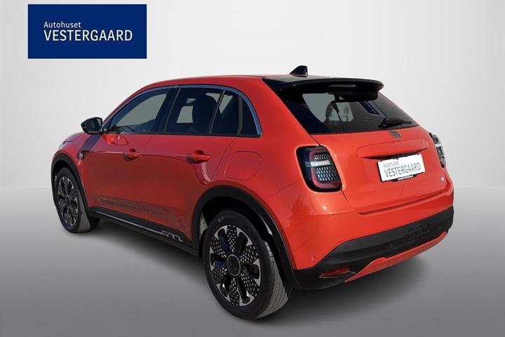 Orange Fiat 600e fra 2025