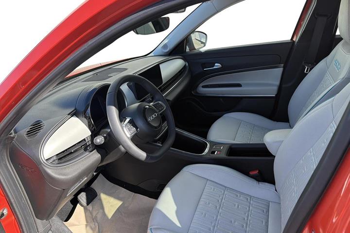Orange Fiat 600e fra 2025