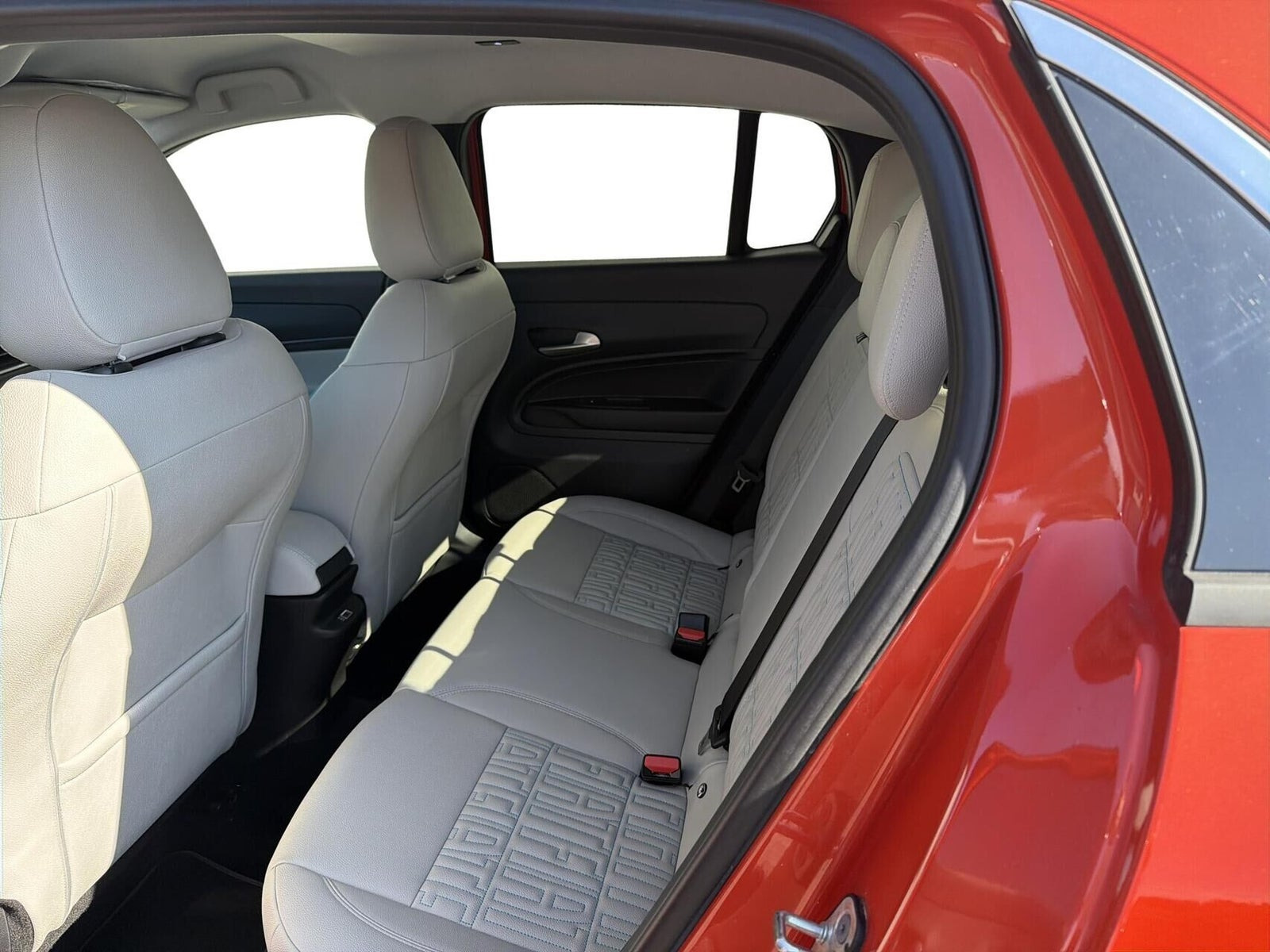 Orange Fiat 600e fra 2025