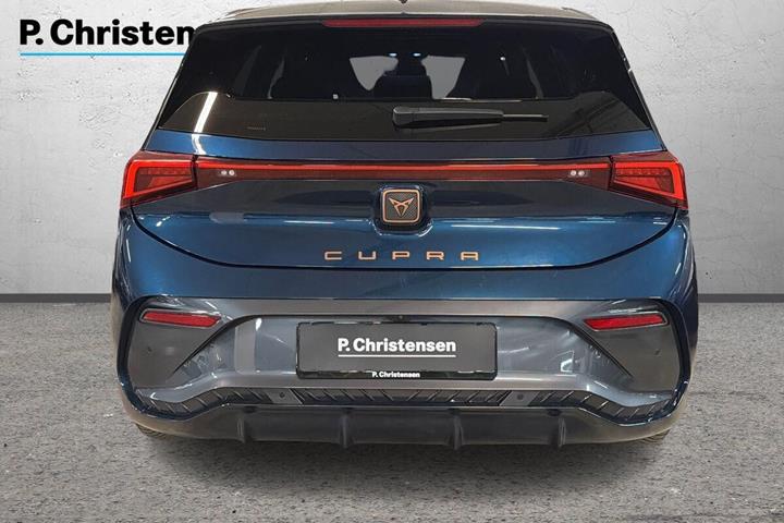 Blå Cupra Born fra 2023