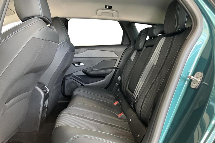 Grøn Peugeot E-308 fra 2024