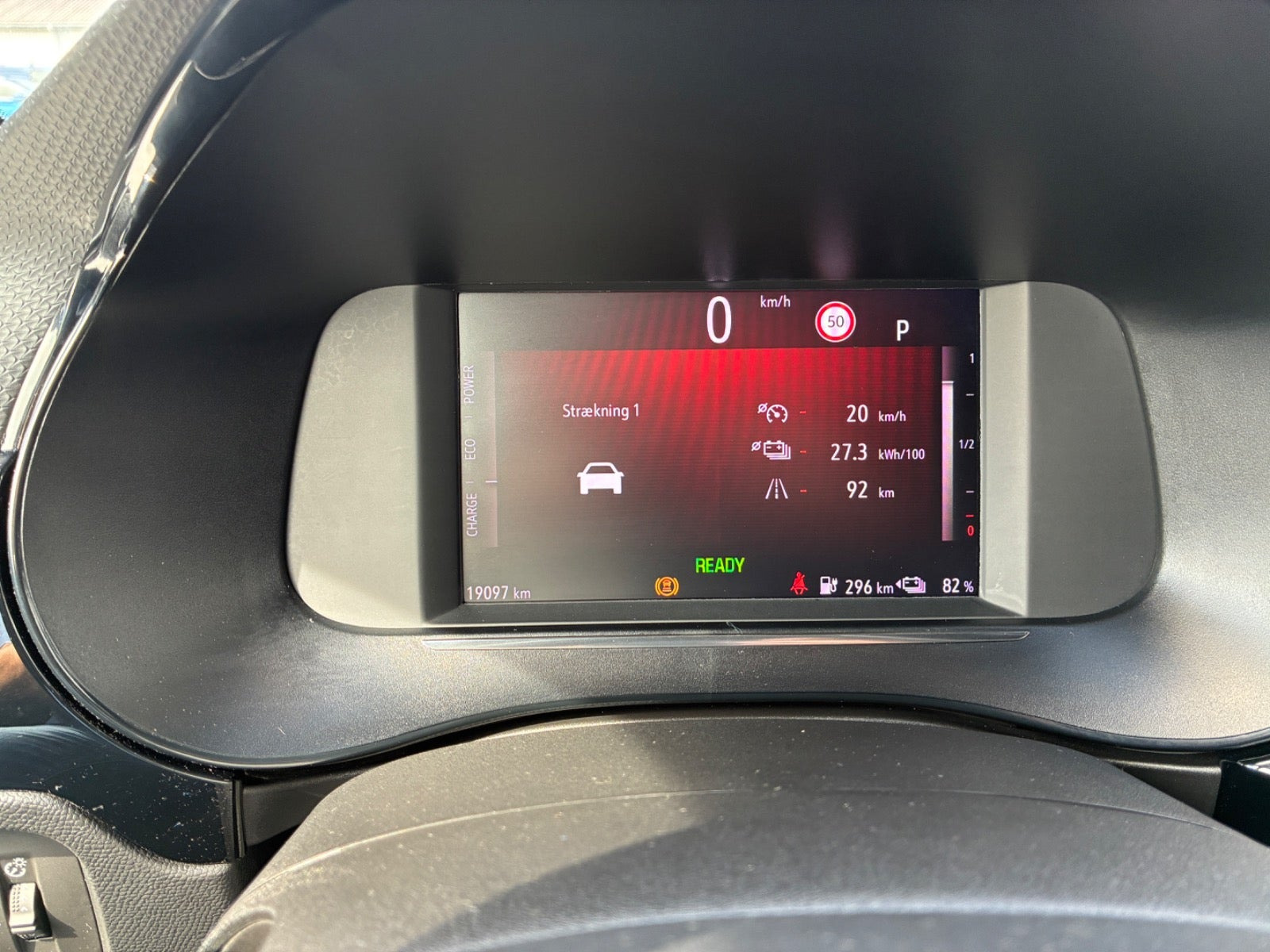 Grå Opel Corsa-e fra 2023