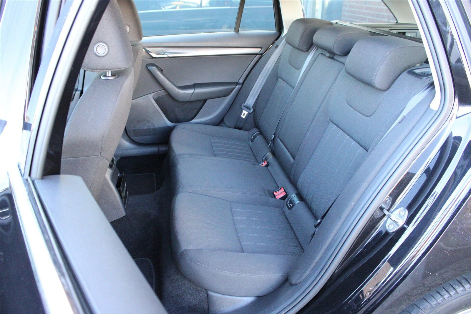 Sort Skoda Octavia fra 2020