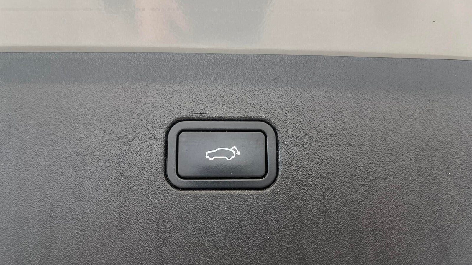 Grå Volvo EX30 fra 2024