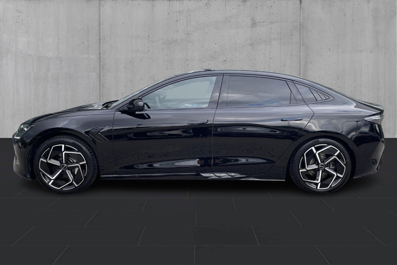 Sort BYD Seal fra 2024