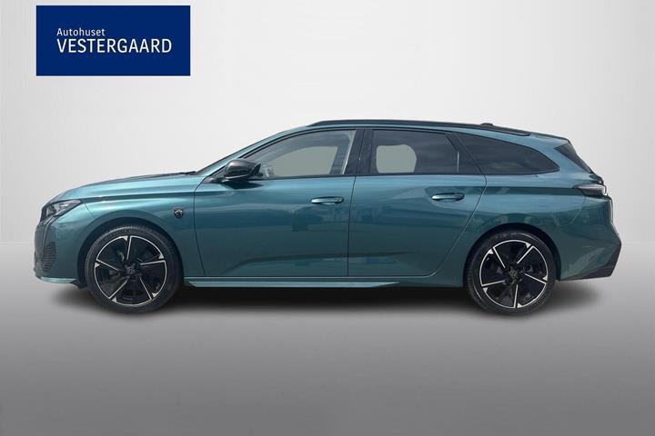 Blå Peugeot E-308 fra 2023