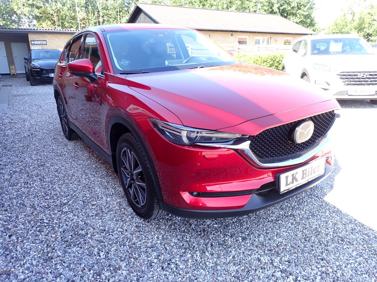 Rød Mazda CX-5 fra 2017