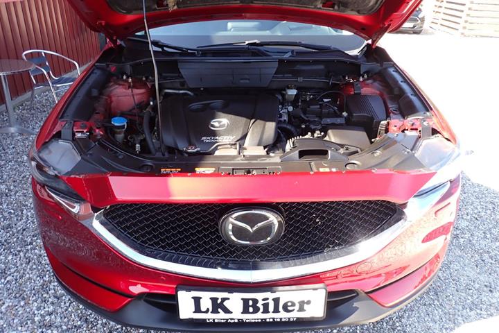 Rød Mazda CX-5 fra 2017