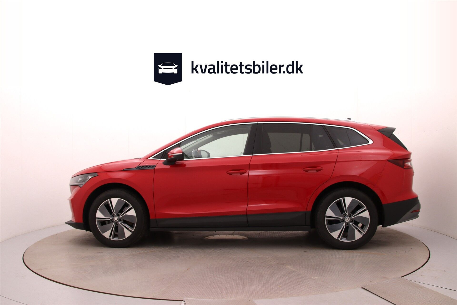 Rød Skoda Enyaq fra 2023