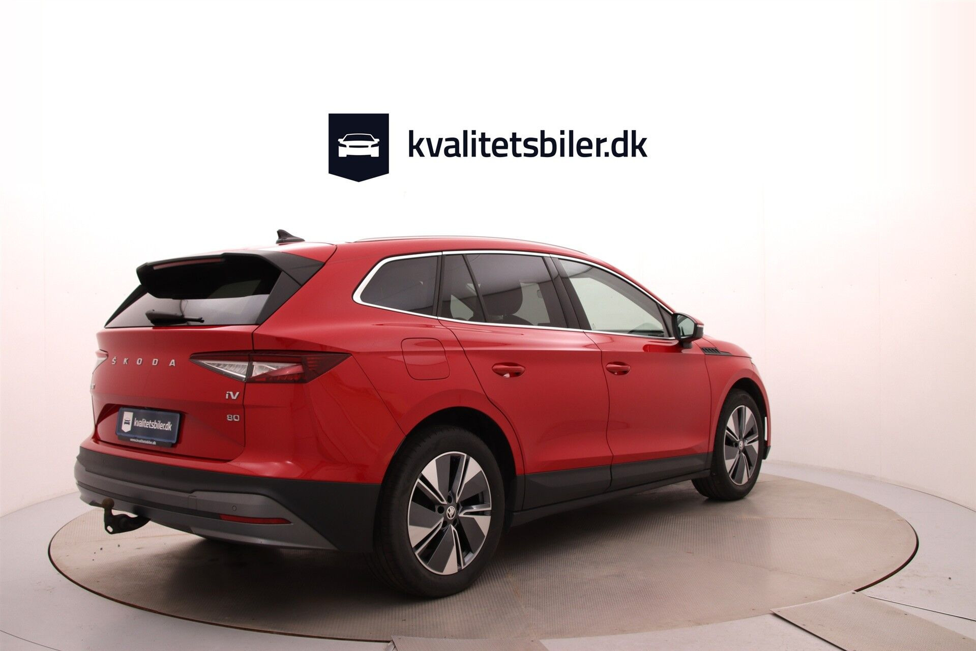Rød Skoda Enyaq fra 2023