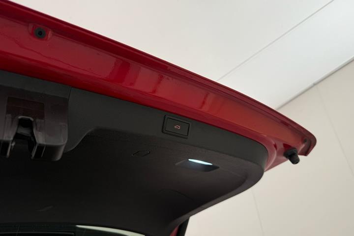 Rød Skoda Enyaq fra 2023