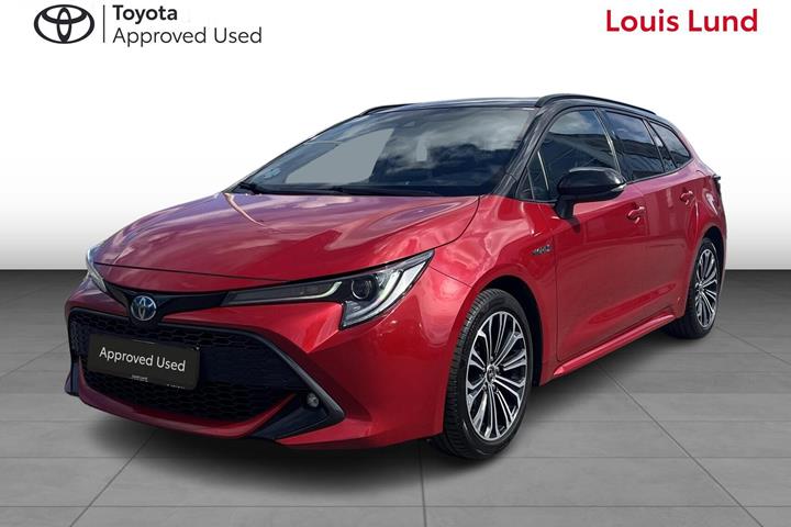 Rød Toyota Corolla fra 2020