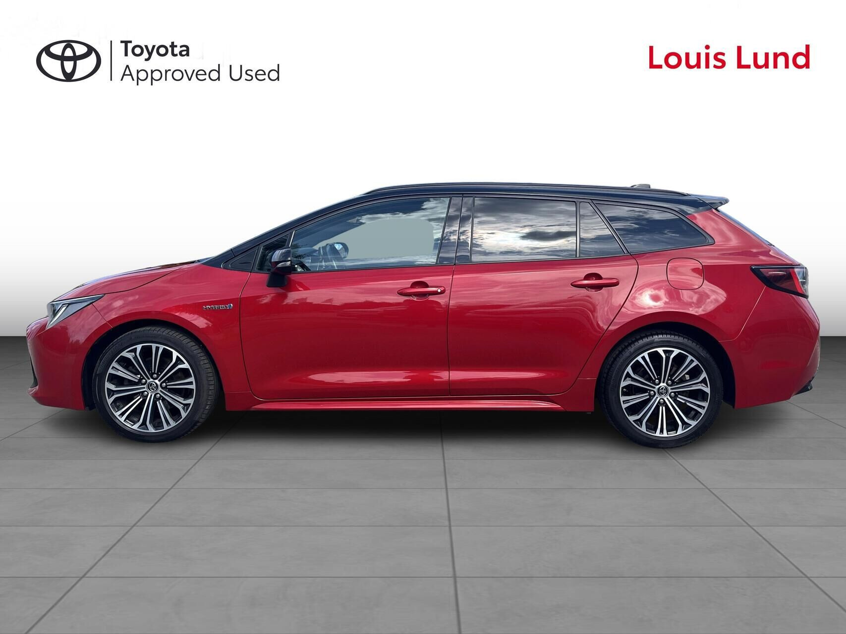 Rød Toyota Corolla fra 2020