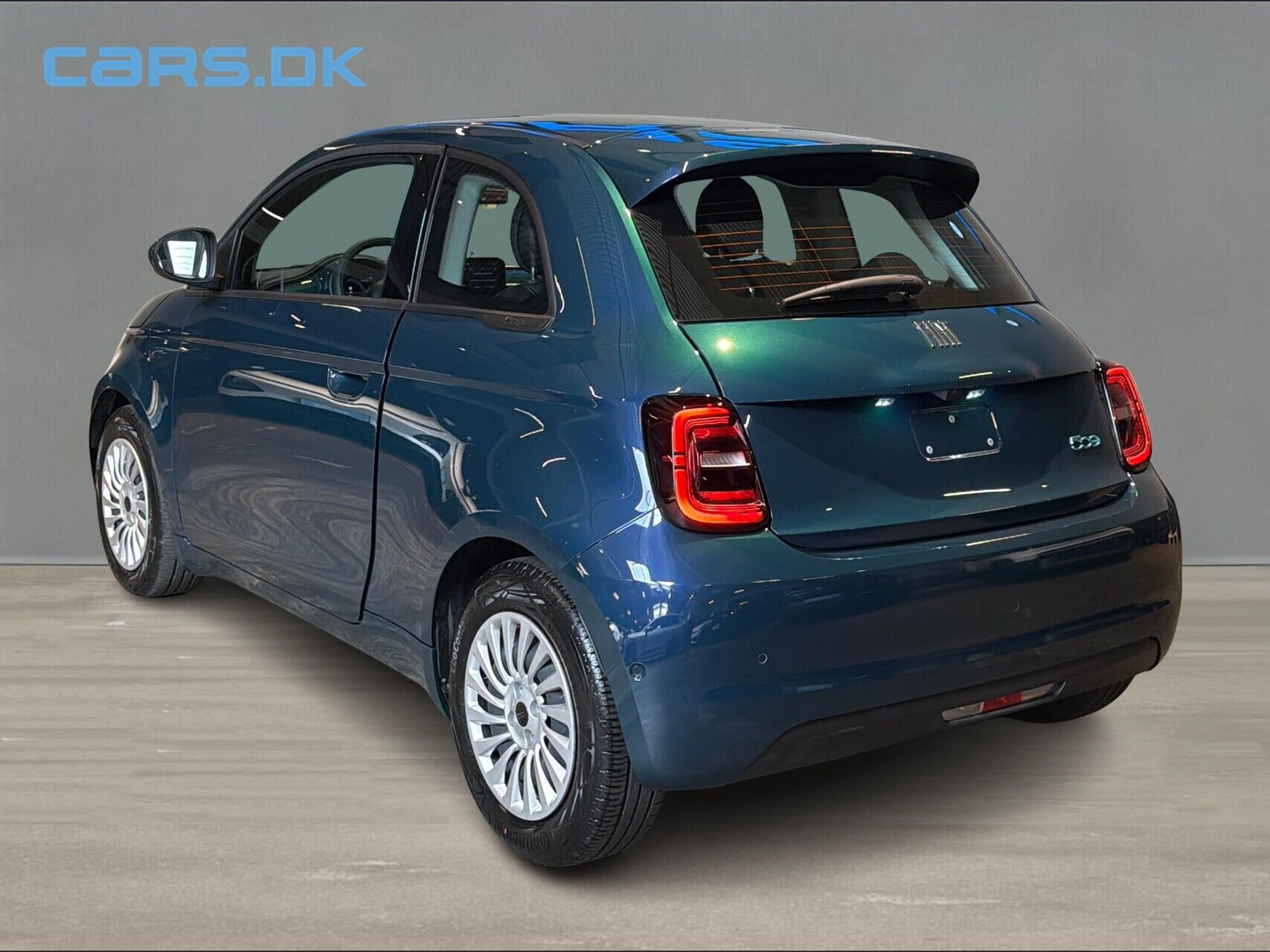 Grøn Fiat 500e fra 2023