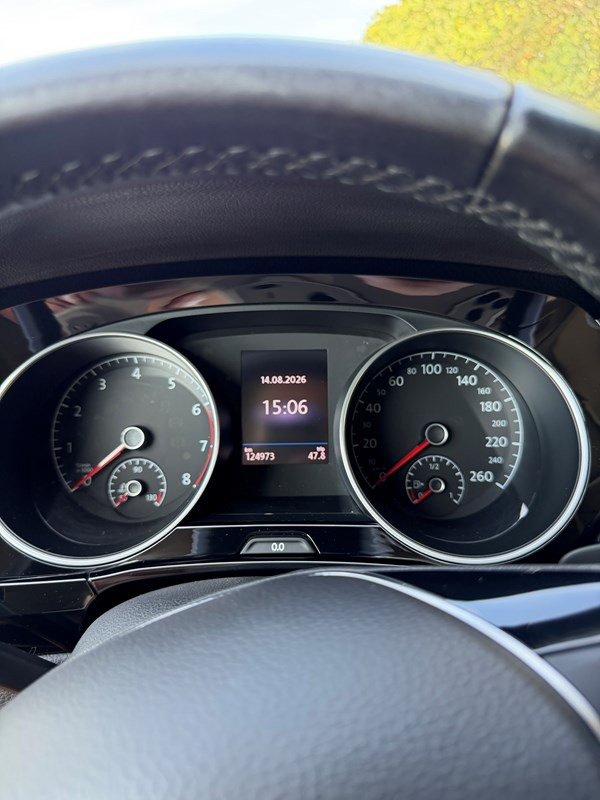 undefined VW Touran fra 2020