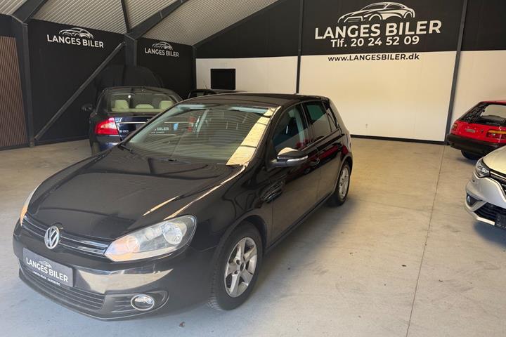 Sort VW Golf VI fra 2011