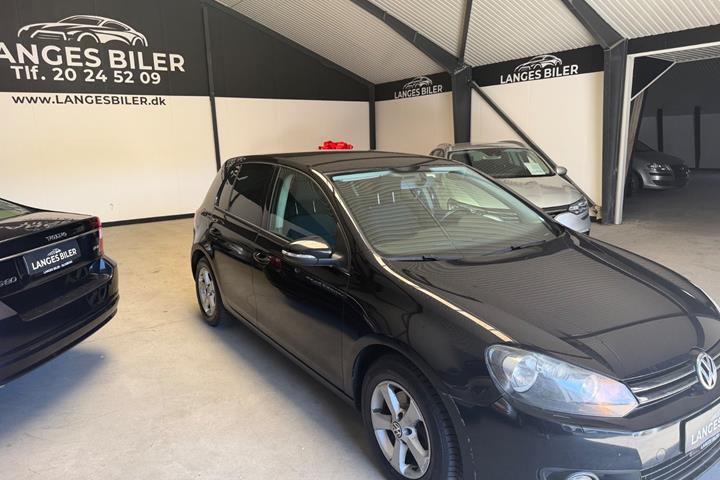 Sort VW Golf VI fra 2011