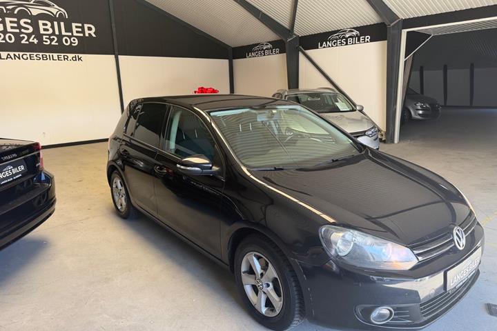 Sort VW Golf VI fra 2011