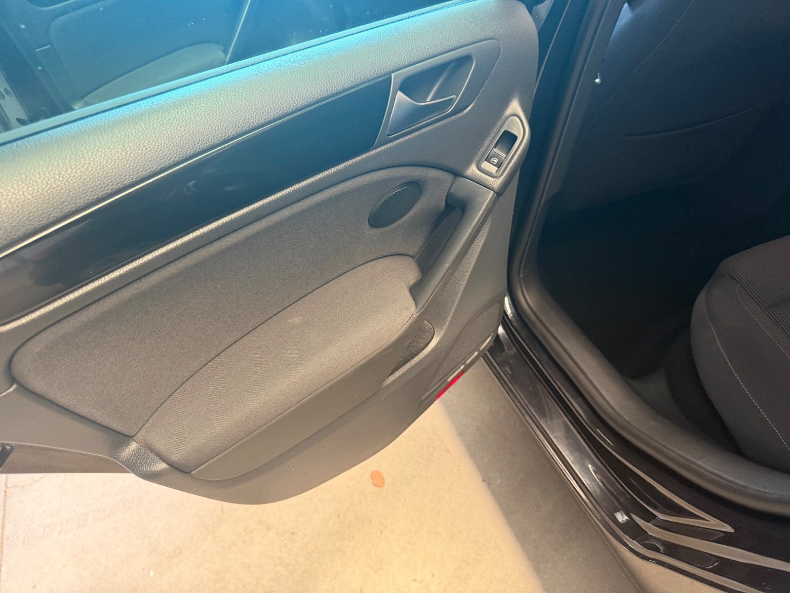 Sort VW Golf VI fra 2011
