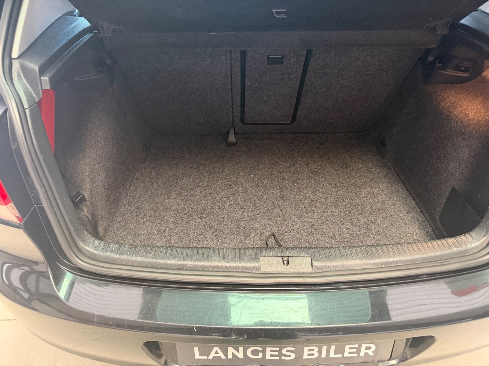 Sort VW Golf VI fra 2011