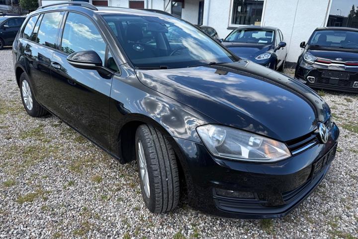 Sort VW Golf VII fra 2014