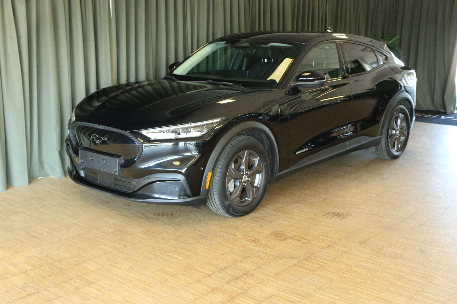 Grøn Ford Mustang Mach-E fra 2022
