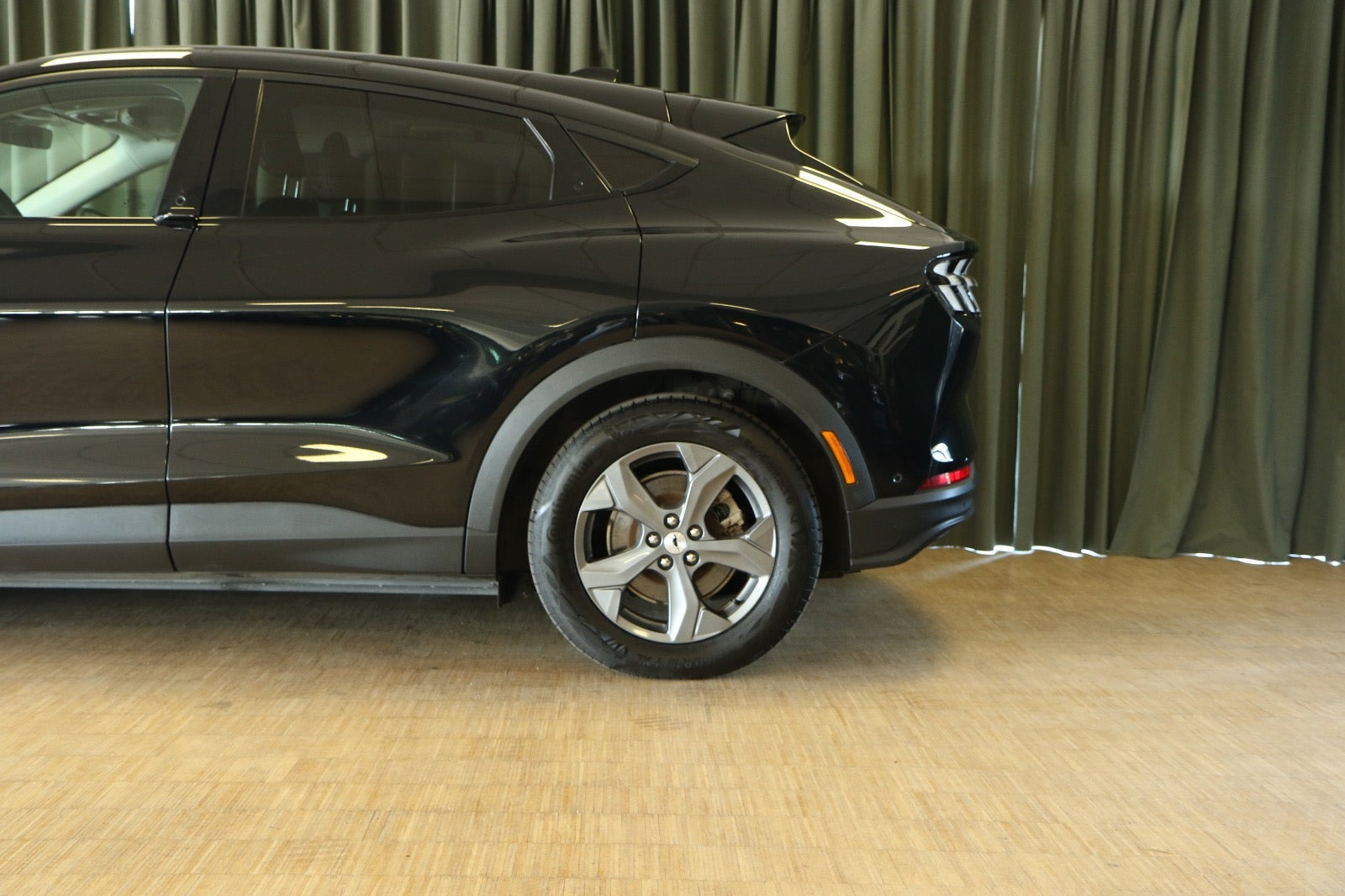 Grøn Ford Mustang Mach-E fra 2022