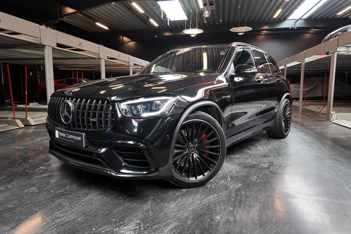 Sort Mercedes GLC63 fra 2020