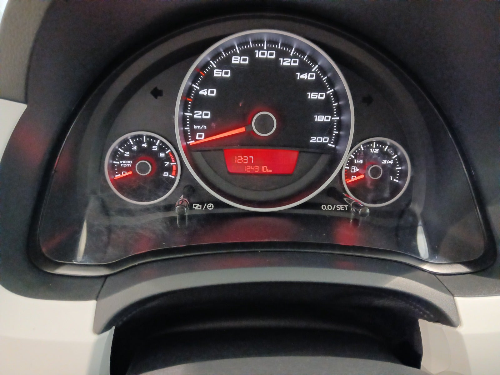 Hvid Seat Mii fra 2015