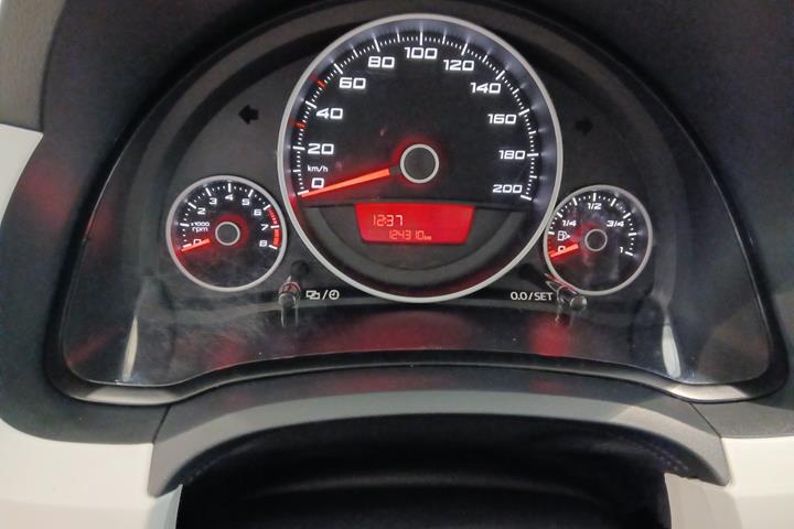 Hvid Seat Mii fra 2015