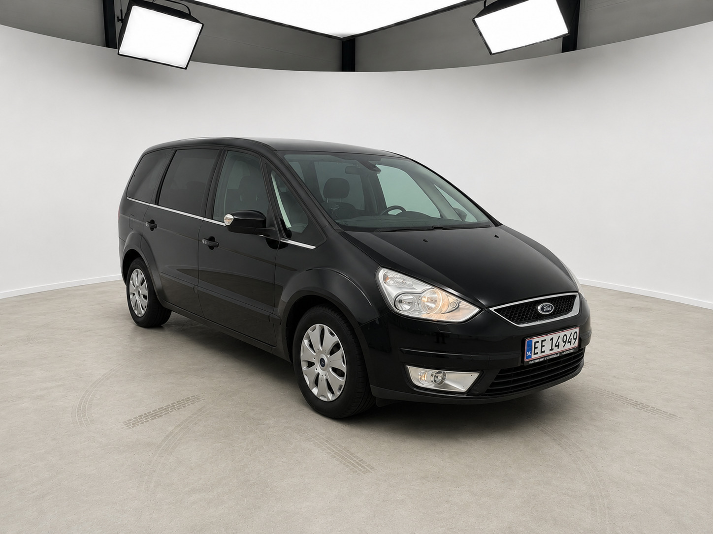 Ford Galaxy 2,0 145 Ghia 7prs