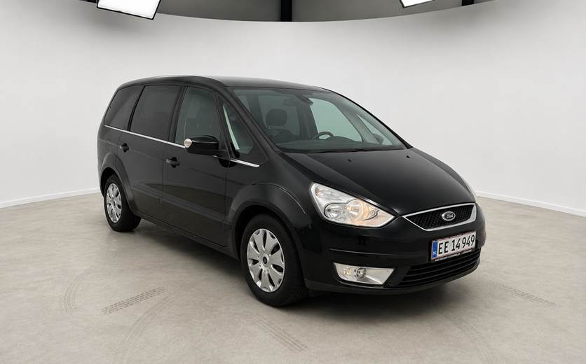 Ford Galaxy 2,0 145 Ghia 7prs