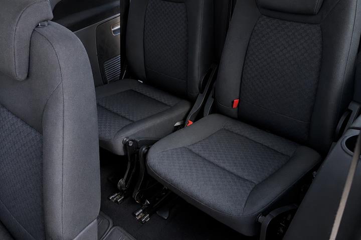 Sort Ford Galaxy fra 2007
