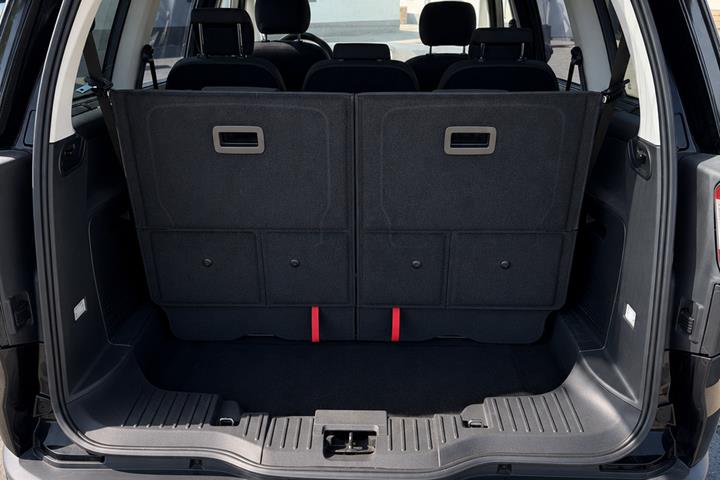 Sort Ford Galaxy fra 2007