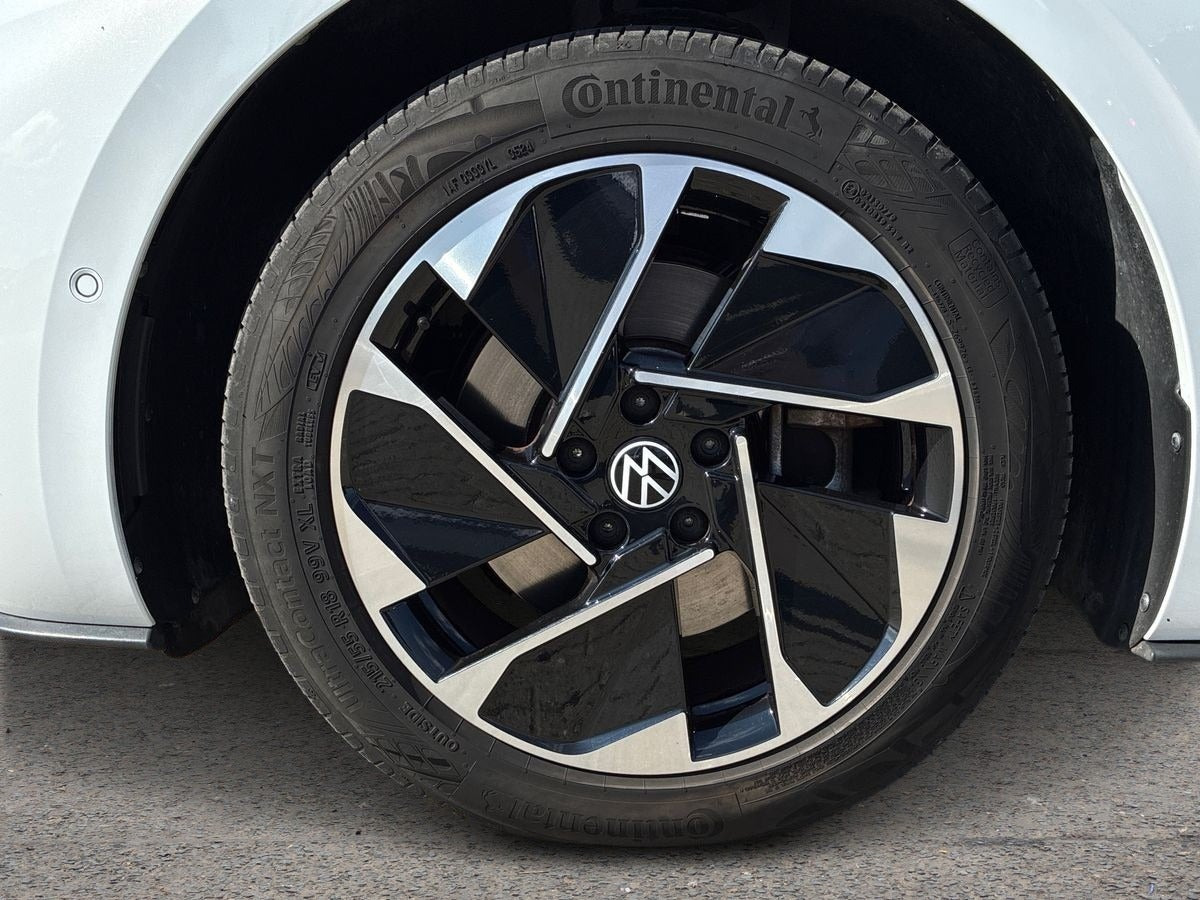Hvid VW ID.3 fra 2024