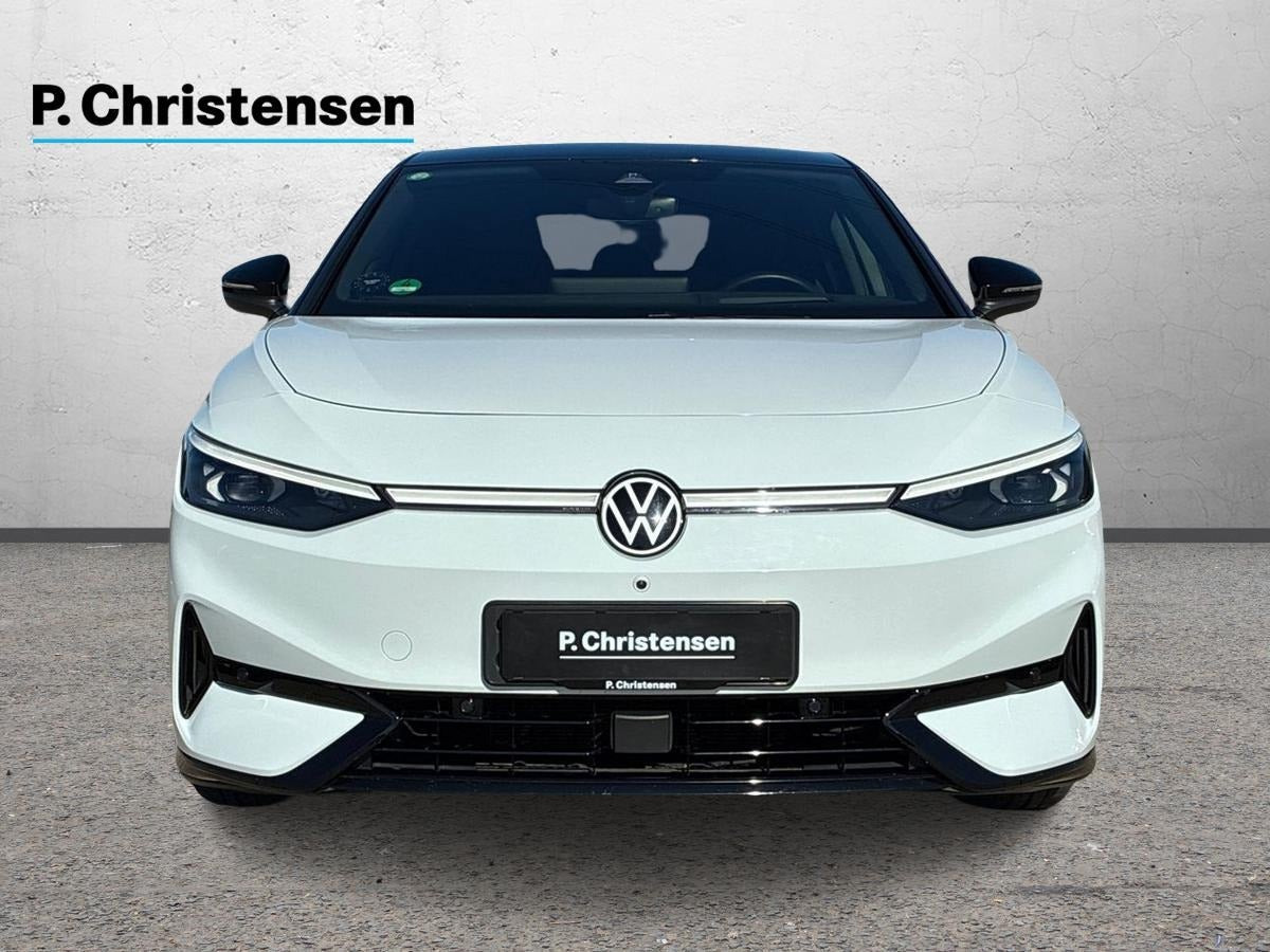 Hvid VW ID.7 fra 2024