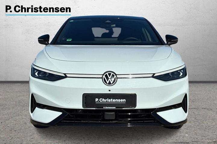 Hvid VW ID.7 fra 2024