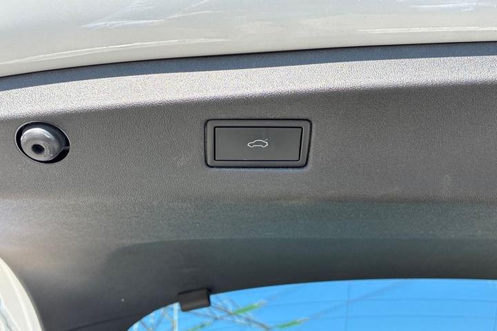 Hvid VW ID.7 fra 2024