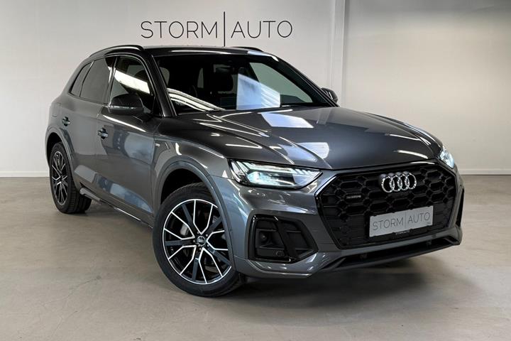 Grå Audi Q5 fra 2021