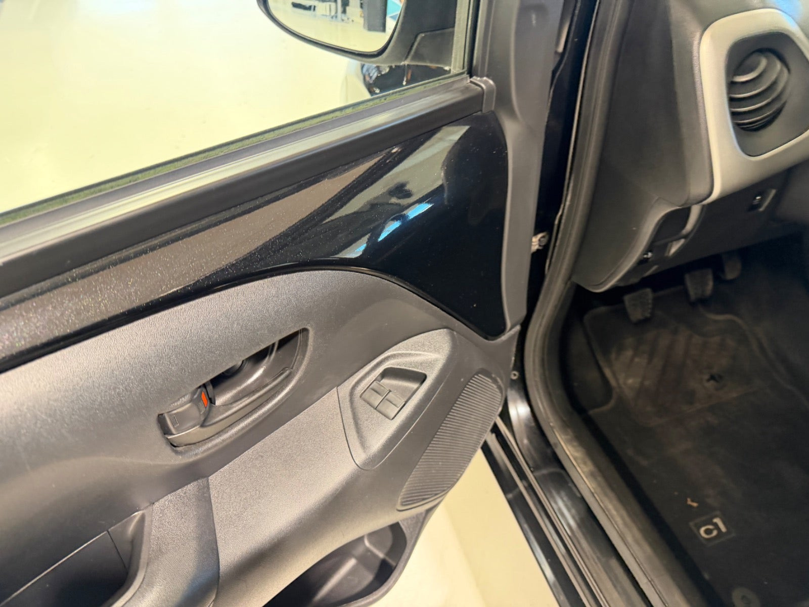 Sort Citroën C1 fra 2017