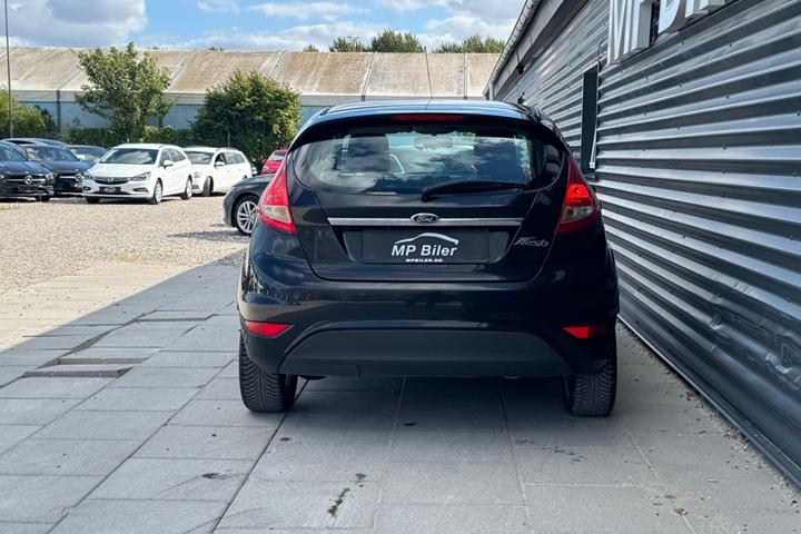 Sort Ford Fiesta fra 2012