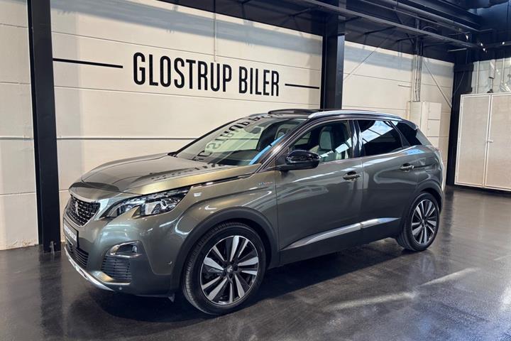 Grøn Peugeot 3008 fra 2020