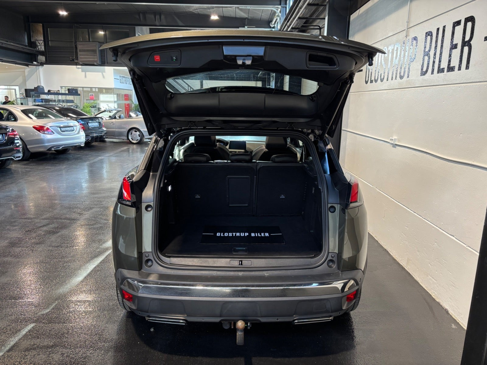 Grøn Peugeot 3008 fra 2020