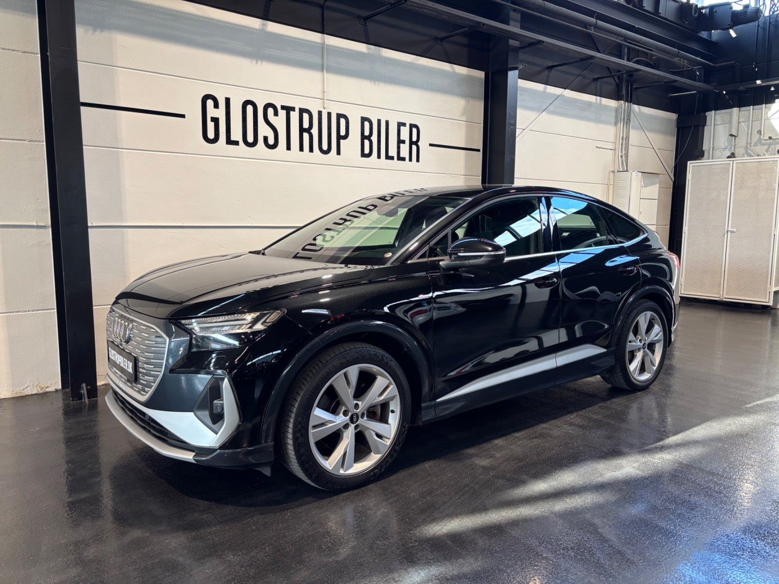 Sort Audi Q4 e-tron fra 2022